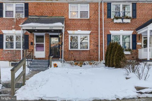 207 Birch Ave, WILMINGTON, DE, 19805-2503 | Card Image