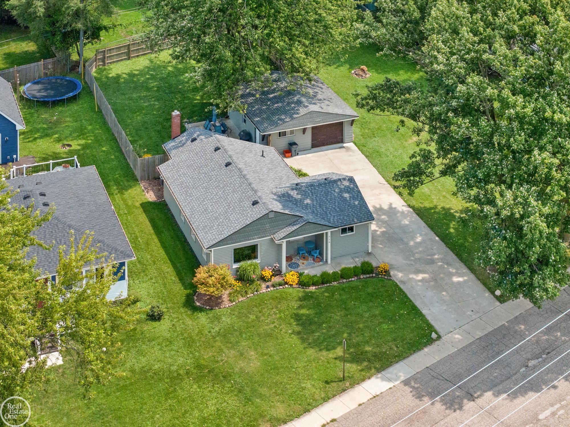 Church St, Almont, MI 48003