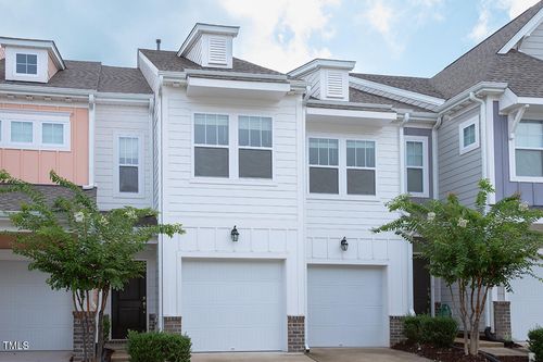 610 Metro Sta, Apex, NC, 27502-2475 | Card Image