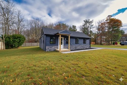 4 Water St, Lakeville, MA, 02347-1417 | Card Image