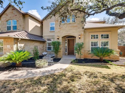 215 Reveille Rd, West Lake Hills, TX, 78746-5335 | Card Image