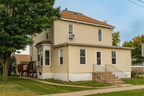 416 State St, West Concord, MN, 55985-2051 | Card Image