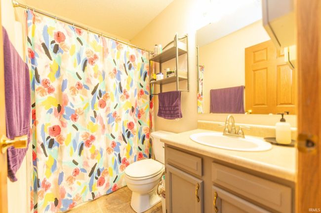 5530 W Cobblestone St, House other with 3 bedrooms, 2 bathrooms and null parking in Bloomington IN | Image 20