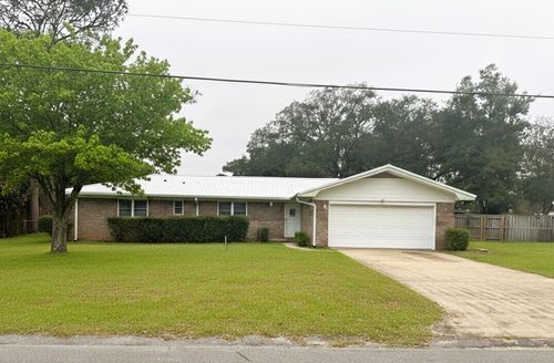 35 James Dr, Shalimar, FL, 32579-1011 | Card Image