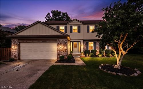 1855 Settlers Reserve Way, Westlake, OH, 44145-2045 | Card Image
