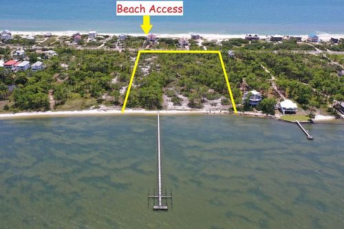 1549 E Gulf Beach Dr, Saint George Island, FL, 32328-3108 | Card Image