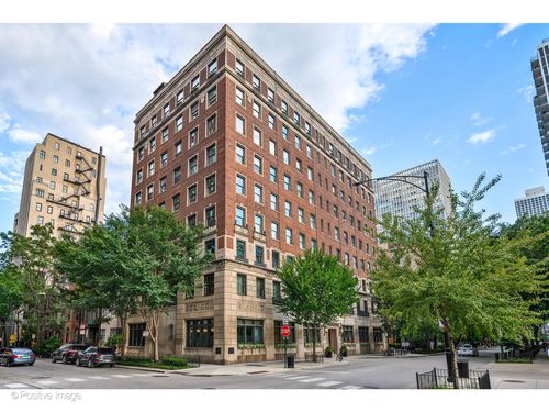 7b-1255 N State Pkwy, Chicago, IL, 60610-8208 | Card Image