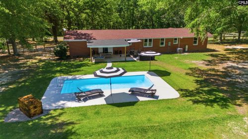 695 Hartzog Rd, Barnwell, SC, 29812-5611 | Card Image