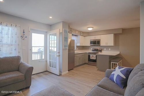 2-113 Lincoln Ave, Seaside Heights, NJ, 08751-2456 | Card Image