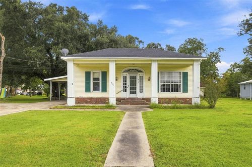 415 Commercial Ave, Lake Arthur, LA, 70549-4113 | Card Image