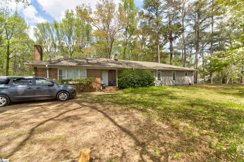 801 Crestview Rd, Easley, SC, 29642-2321 | Card Image