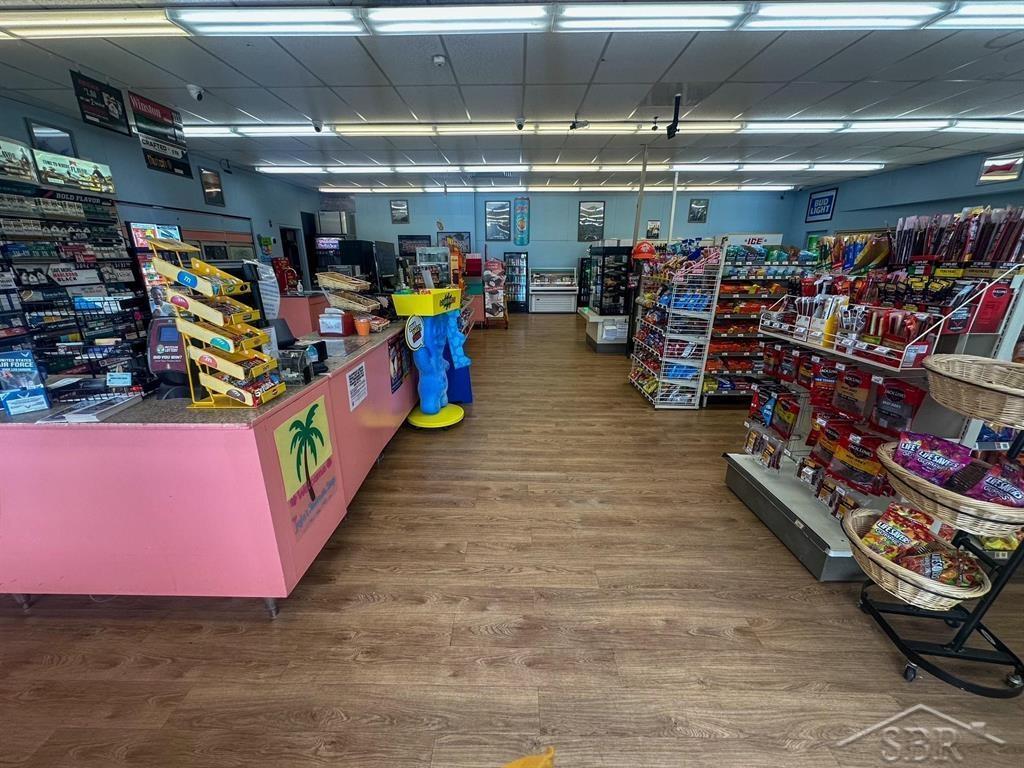 401 W Midland Rd, Auburn, MI 48611