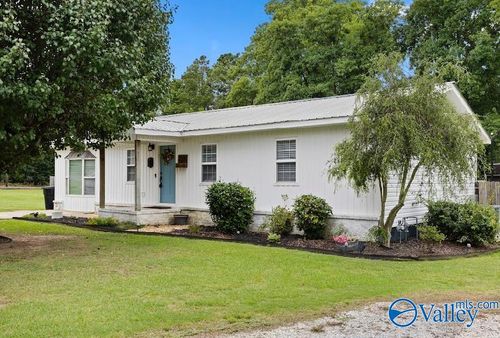 302 Kay Blvd, Gadsden, AL, 35904-1803 | Card Image