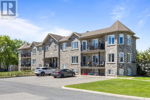 6-46 Cambridge Street, The Nation, ON, K0A2M0 | Card Image