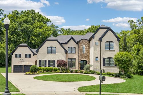 1745 Umbria Dr, Brentwood, TN, 37027-0603 | Card Image