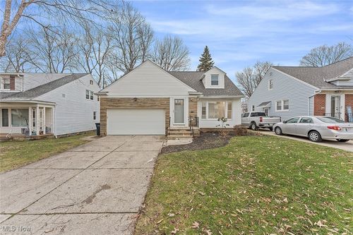 23815 Woodway Rd, Beachwood, OH, 44122-1485 | Card Image