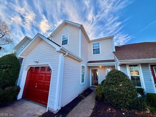 4987 Kemps Lake Dr, Virginia Beach, VA, 23462-4374 | Card Image