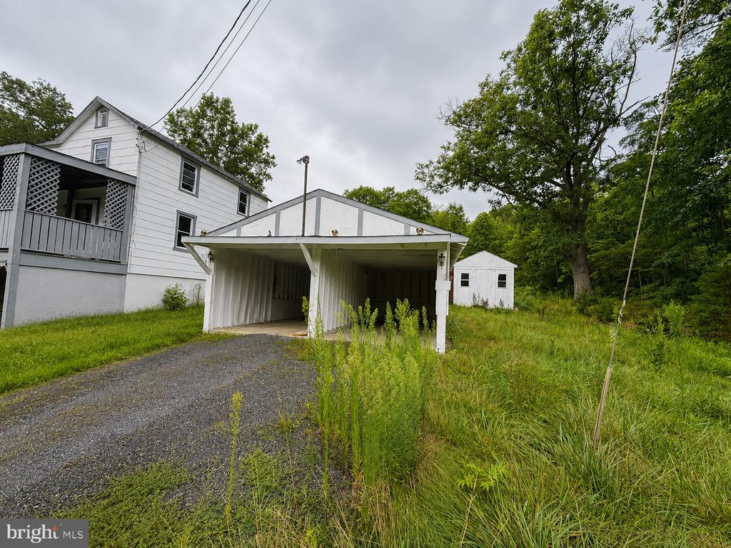 Residential in NEEDMORE 2