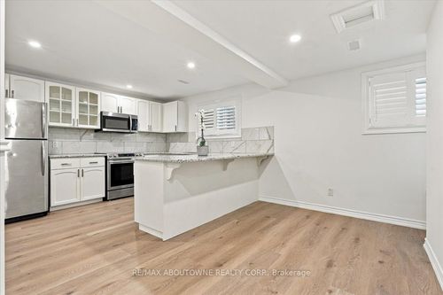 4497 Garden Gate Terr, Beamsville, ON, L3J0E9 | Card Image