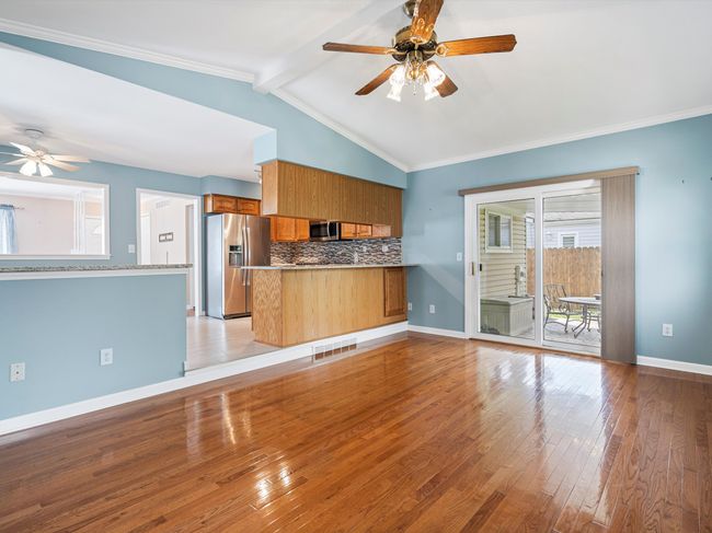 41615 Westmeath Cir, House other with 3 bedrooms, 2 bathrooms and null parking in Clinton Twp MI | Image 8