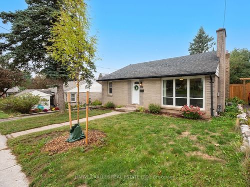 112 Dumble Ave, Peterborough, ON, K9H5A8 | Card Image