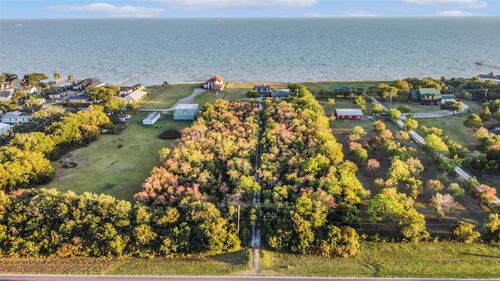 8224 Tri City Beach Rd, Beach City, TX, 77523-9114 | Card Image