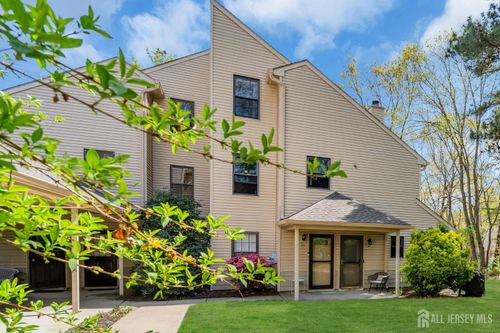 305 Owls Nest Ct, Jackson, NJ, 08527-4006 | Card Image