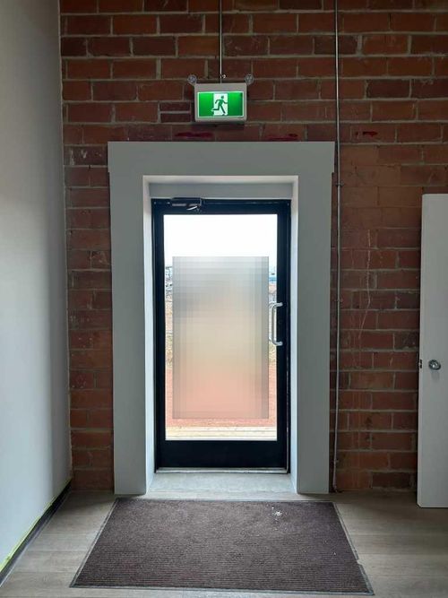 {{alt}} | Card Image