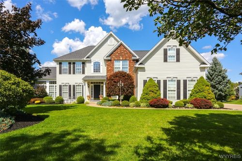 94 Graystone Ln, Orchard Park, NY, 14127-6013 | Card Image