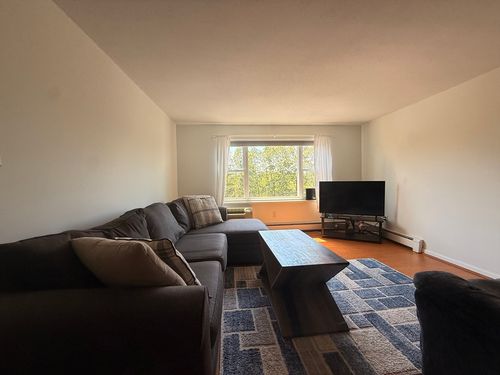 8-1 Colonial Dr, Andover, MA, 01810 | Card Image