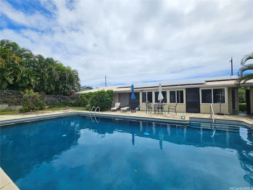 315 Iliaina St, Kailua, HI, 96734-1807 | Card Image