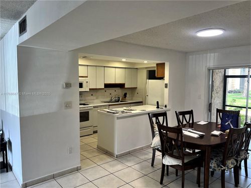 apt-121e-8401 Sw 107th Ave, Miami, FL, 33173-4334 | Card Image