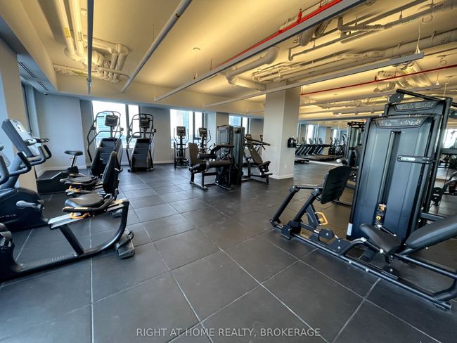 1306 - 2920 Highway 7, Condo with 1 bedrooms, 1 bathrooms and null parking in Vaughan ON | Image 29