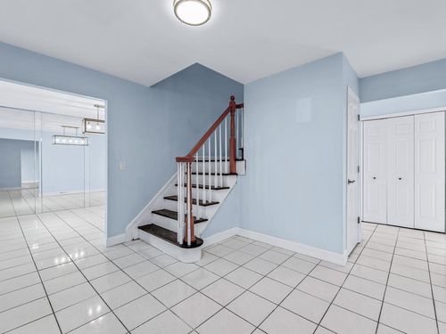 12 Rowe St, Coram, NY, 11727-3531 | Card Image
