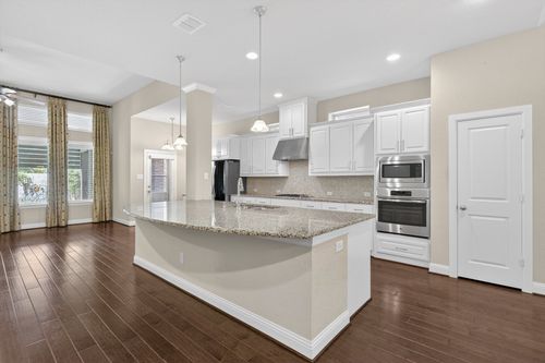 421 Fenceline Dr, Argyle, TX, 76226-1275 | Card Image