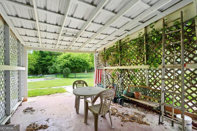 426 E College St, House other with 3 bedrooms, 2 bathrooms and 2 parking in BOWDON GA | Image 38