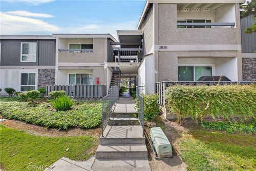 d-2839 S Fairview St, Santa Ana, CA, 92704-5922 | Card Image