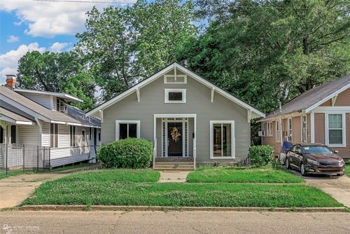 915 Linden St, Shreveport, LA, 71104-4209 | Card Image