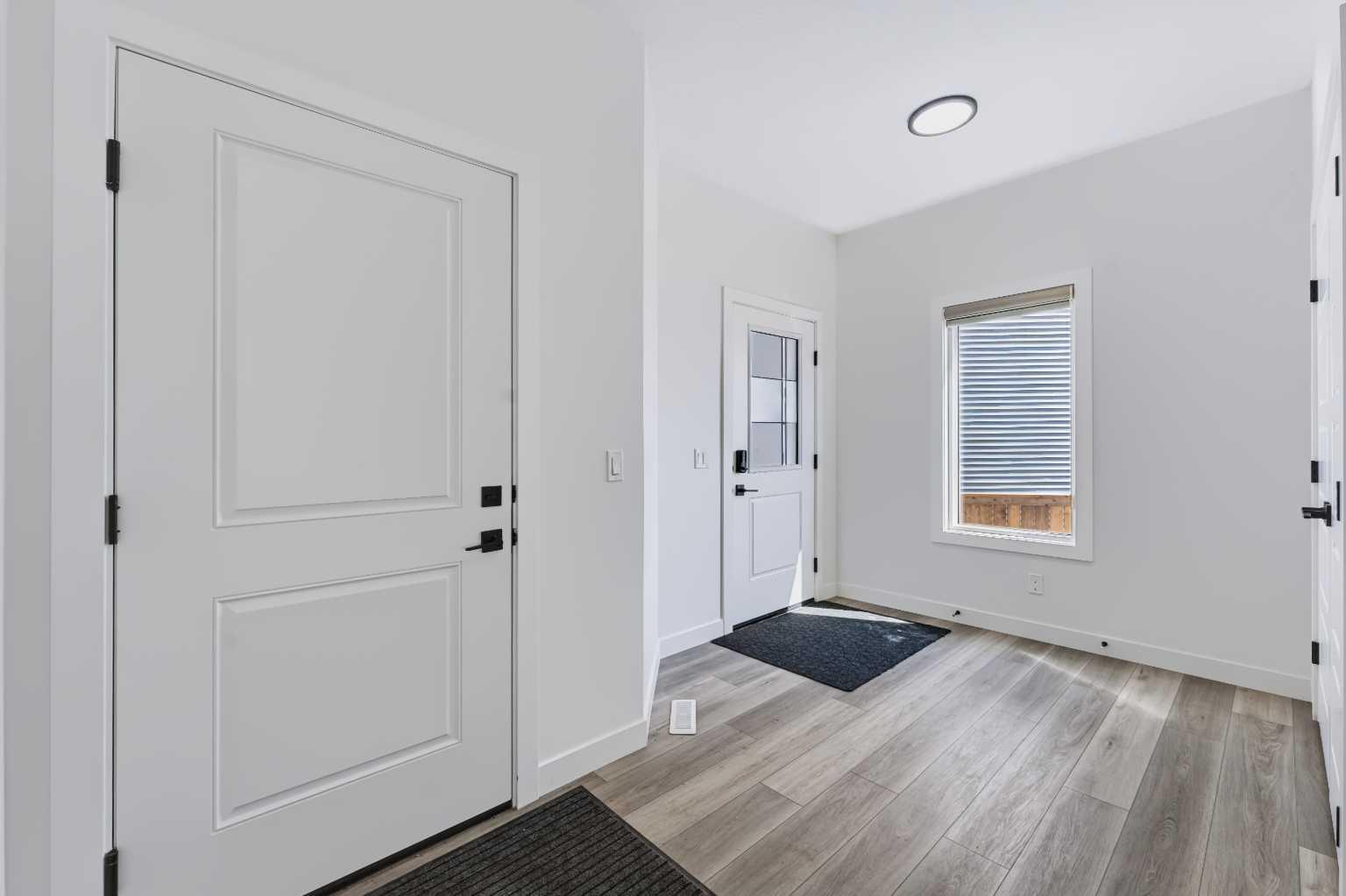 Residential in Chestermere 3