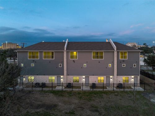 1-3230 Elihu St, Dallas, TX, 75210-2320 | Card Image