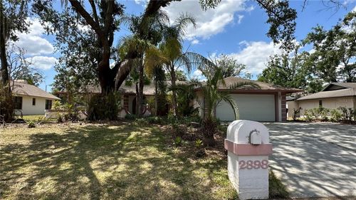2898 Hammock Dr, Plant City, FL, 33566-6738 | Card Image