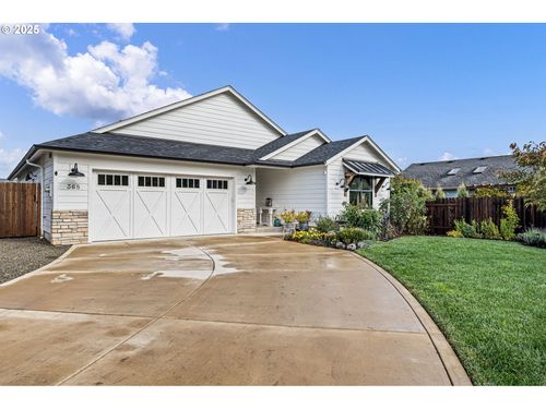 368 Hillegas Ave, Creswell, OR, 97426-9196 | Card Image