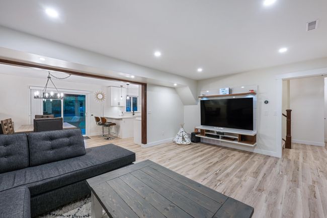 4553 196a St, House other with 4 bedrooms, 3 bathrooms and 8 parking in Langley BC | Image 7