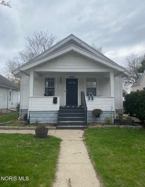5845 Georgedale Rd, Toledo, OH, 43613-1133 | Card Image