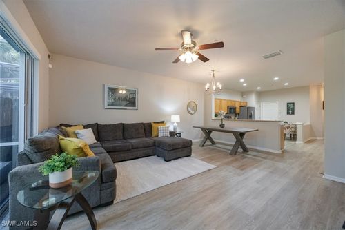 15809 Marcello Cir, NAPLES, FL, 34110-2833 | Card Image