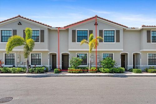 5010-5010 Genove Pl, Riviera Beach, FL, 33410-1925 | Card Image