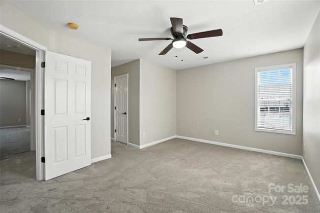 Primary Bedroom | Image 17