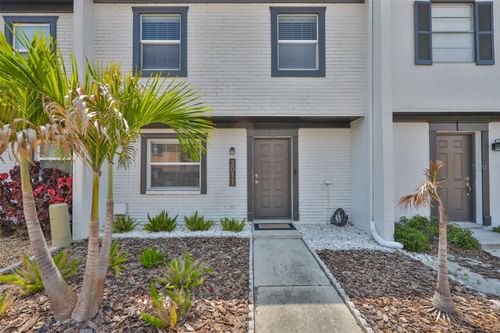 2011 S Carolina Ave, TAMPA, FL, 33629-6284 | Card Image