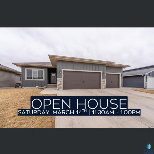 2229 S Creekview Ave, Sioux Falls, SD, 57106-7336 | Card Image