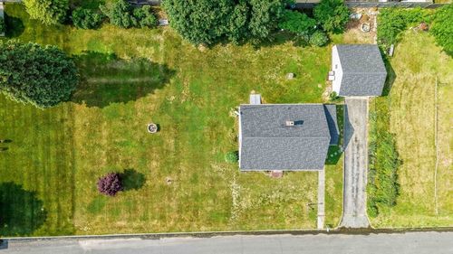 13 Meadow Ln, Acushnet, MA, 02743-2663 | Card Image